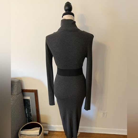 🩶Gray Women’s Form-Fitting Sweater Dress🩶 - Picture 3 of 7